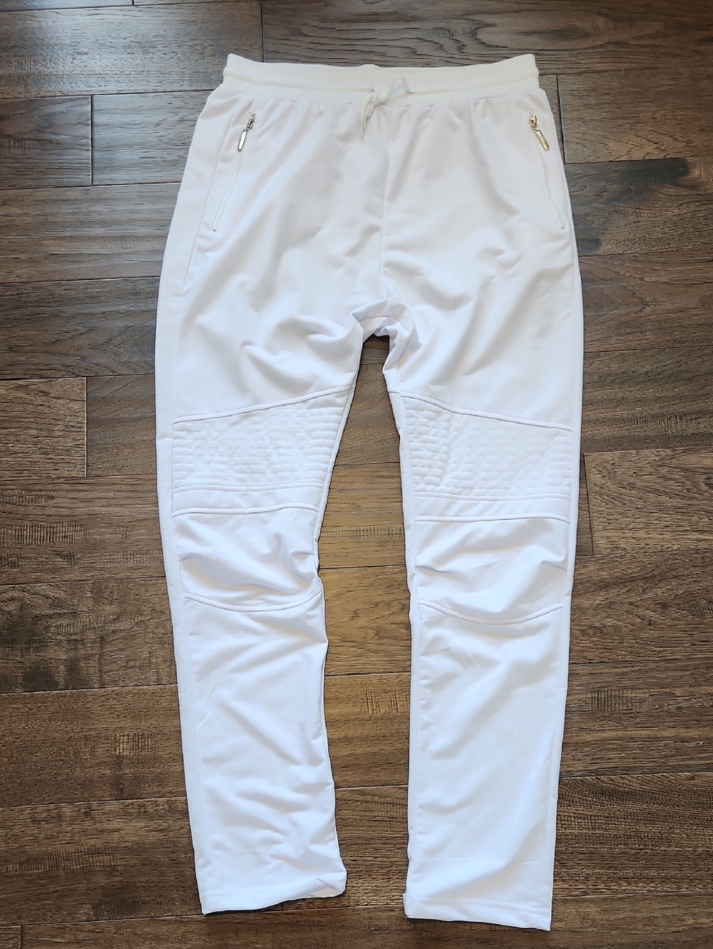 American Stitch White Quilted Knee Joggers with Zipper Pockets